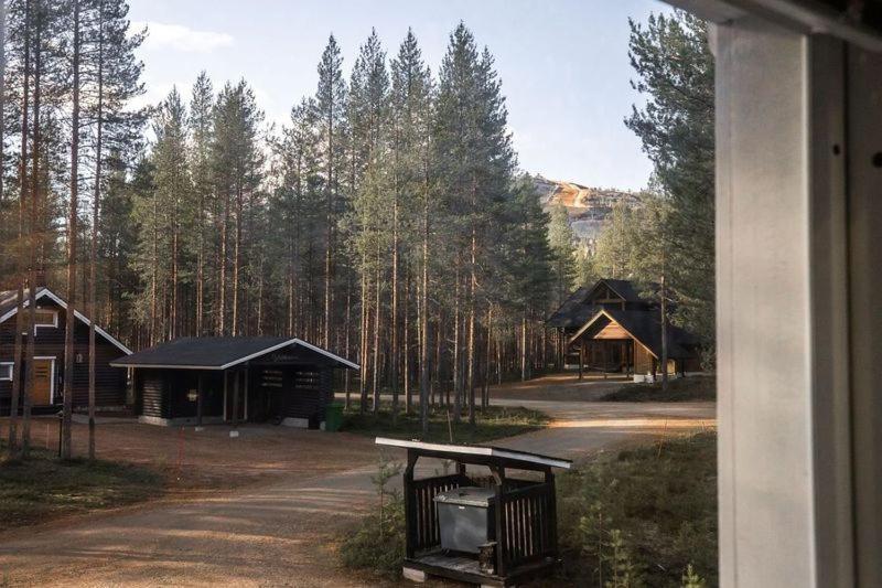 Pyhaen Kortepuolukka Pyhatunturi Exterior photo